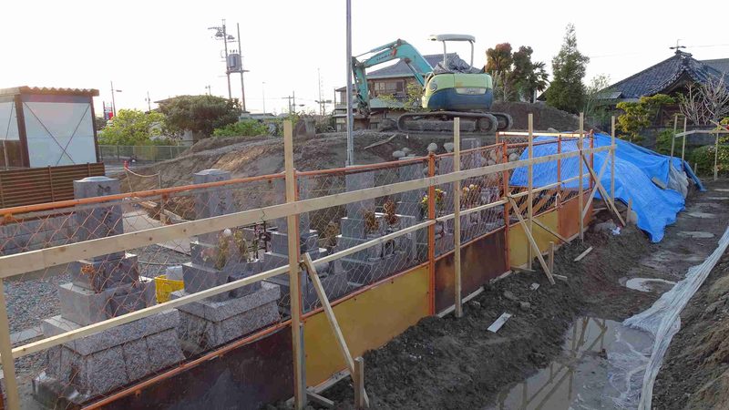 高层建筑幕墙代理加盟：加盟条件与行业洞察